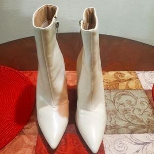 JOURNEE COLLECTION GLORRIA BOOTIE